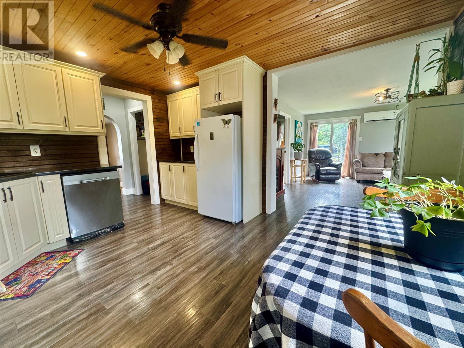 34 Indian Arm Road, Campbellton — photo 6