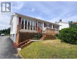 <div class="price">$199,900</div> 17 Harbourview Terrace<br>Lewisporte, Newfoundland & Labrador<br><div class='bed_bath'>3 Bed | 2 Bath</div>