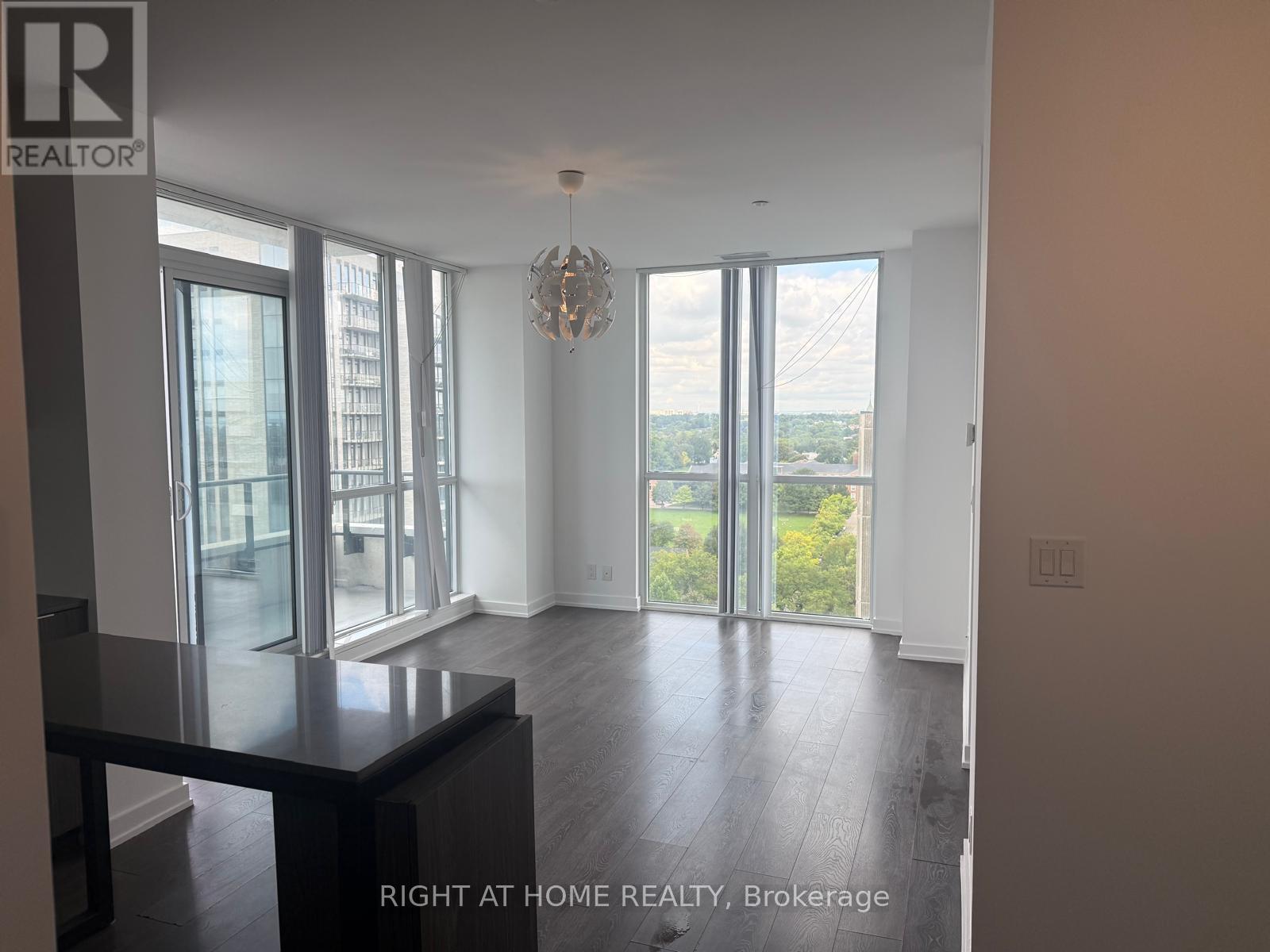 1806 - 609 Avenue Road, Toronto, Ontario  M4V 2K3 - Photo 24 - C13685752