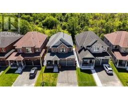 32 BAYCROFT BOULEVARD, Essa, Ontario