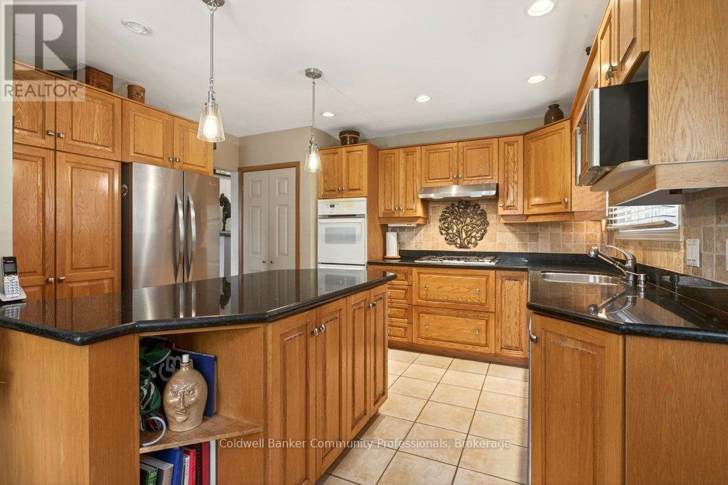161 Manning Avenue, Hamilton, Ontario  L9A 3G1 - Photo 14 - X13121762