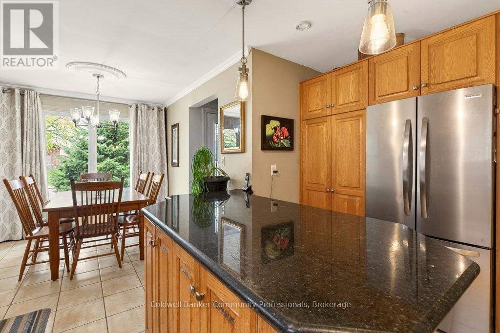 161 Manning Avenue, Hamilton, Ontario  L9A 3G1 - Photo 12 - X13121762