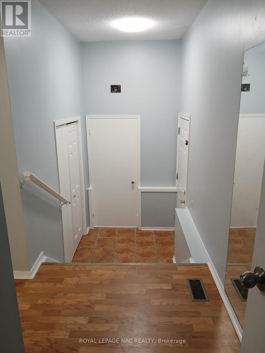 A - 5583 Ontario Avenue, Niagara Falls, Ontario  L2E 3S4 - Photo 2 - X13694548