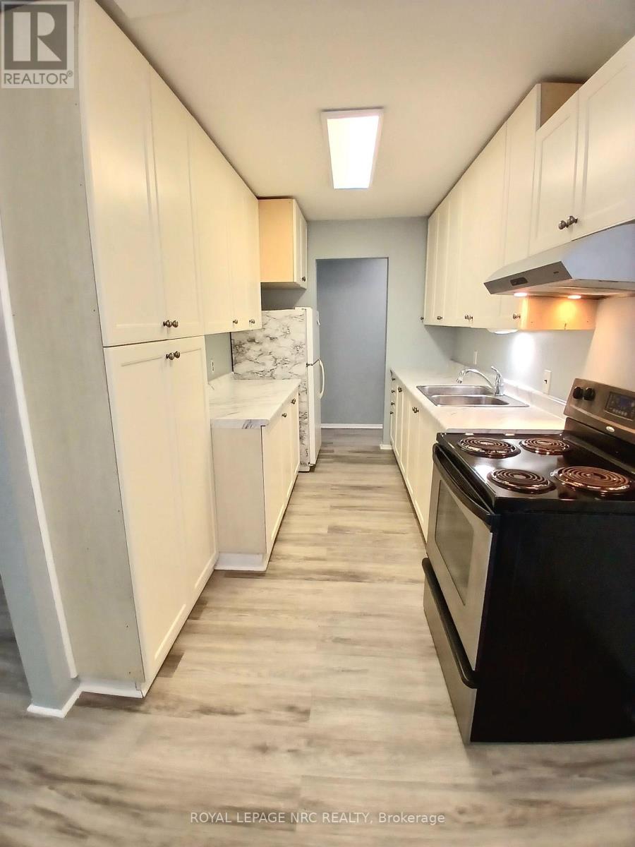 A - 5583 Ontario Avenue, Niagara Falls, Ontario  L2E 3S4 - Photo 8 - X13694548