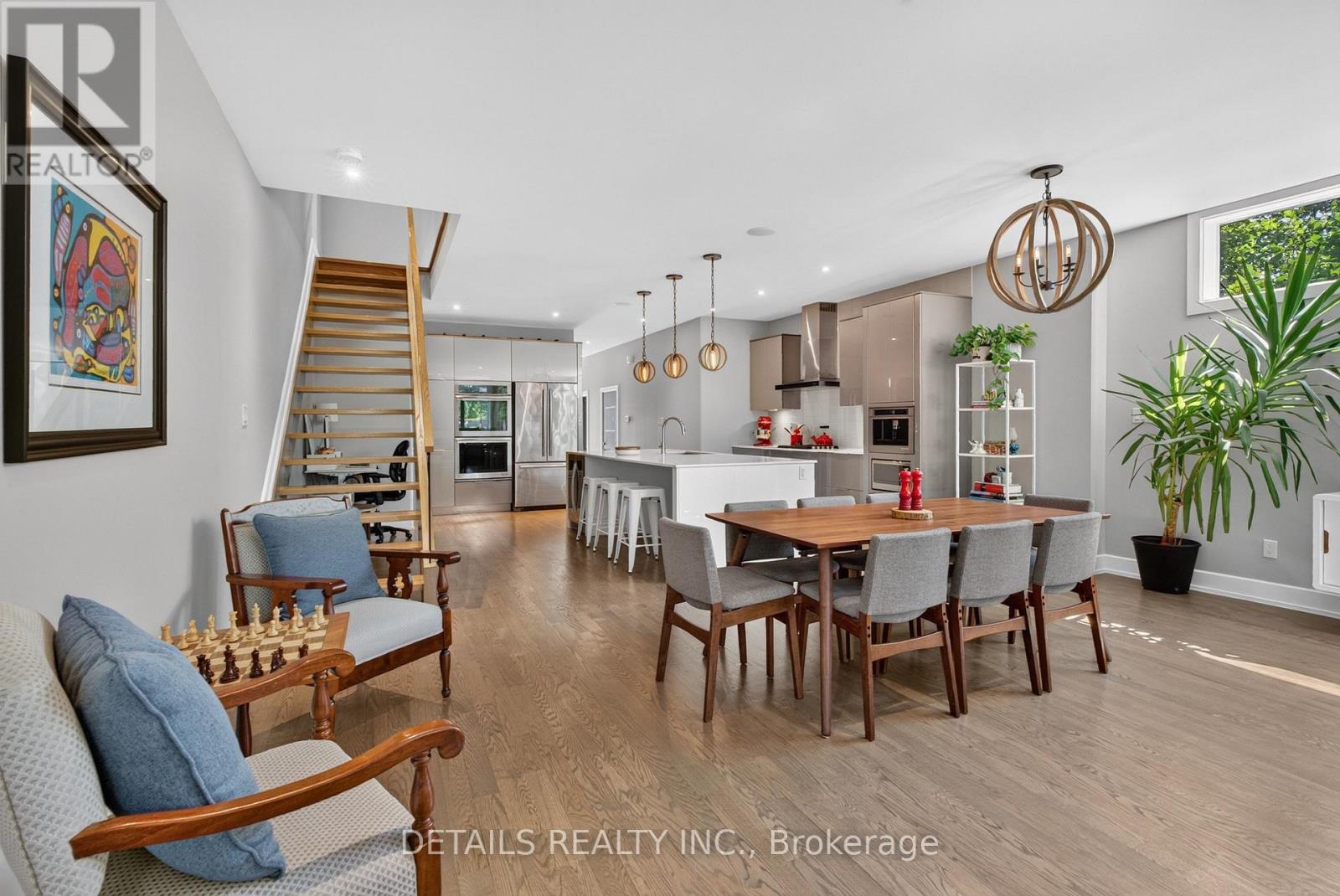 296 Kirchoffer Avenue, Ottawa, Ontario  K2A 1Y2 - Photo 10 - X13694448