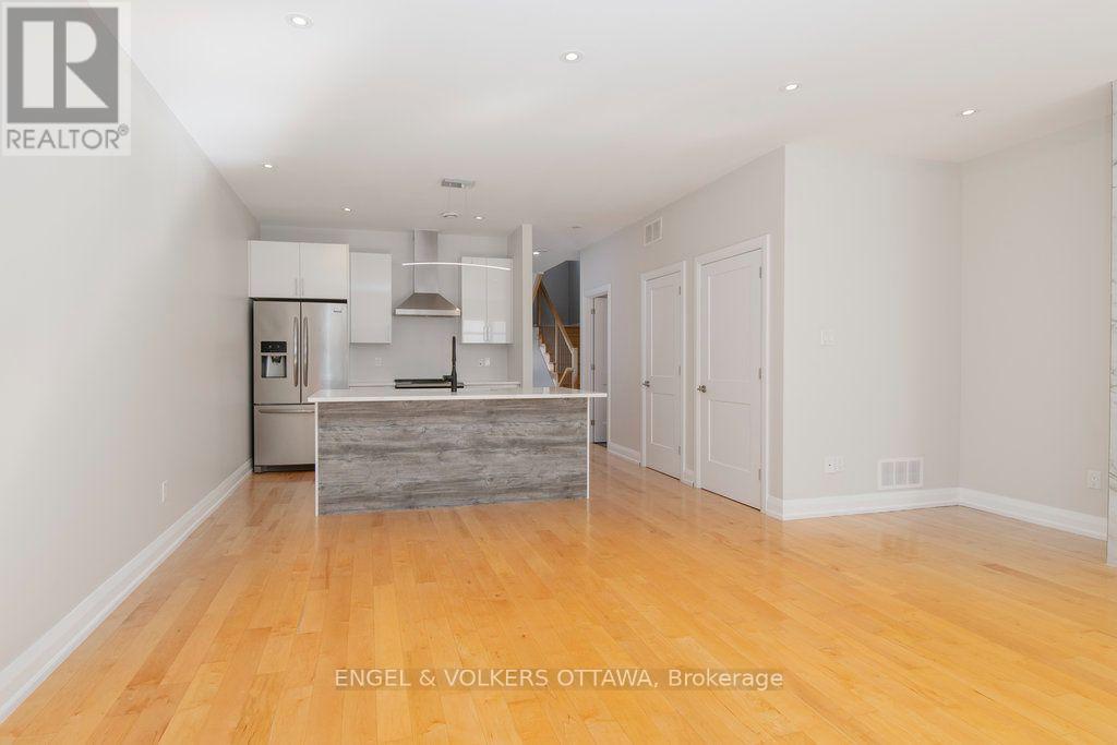 1288a Kilborn Avenue, Ottawa, Ontario  K1H 6L3 - Photo 10 - X13694526