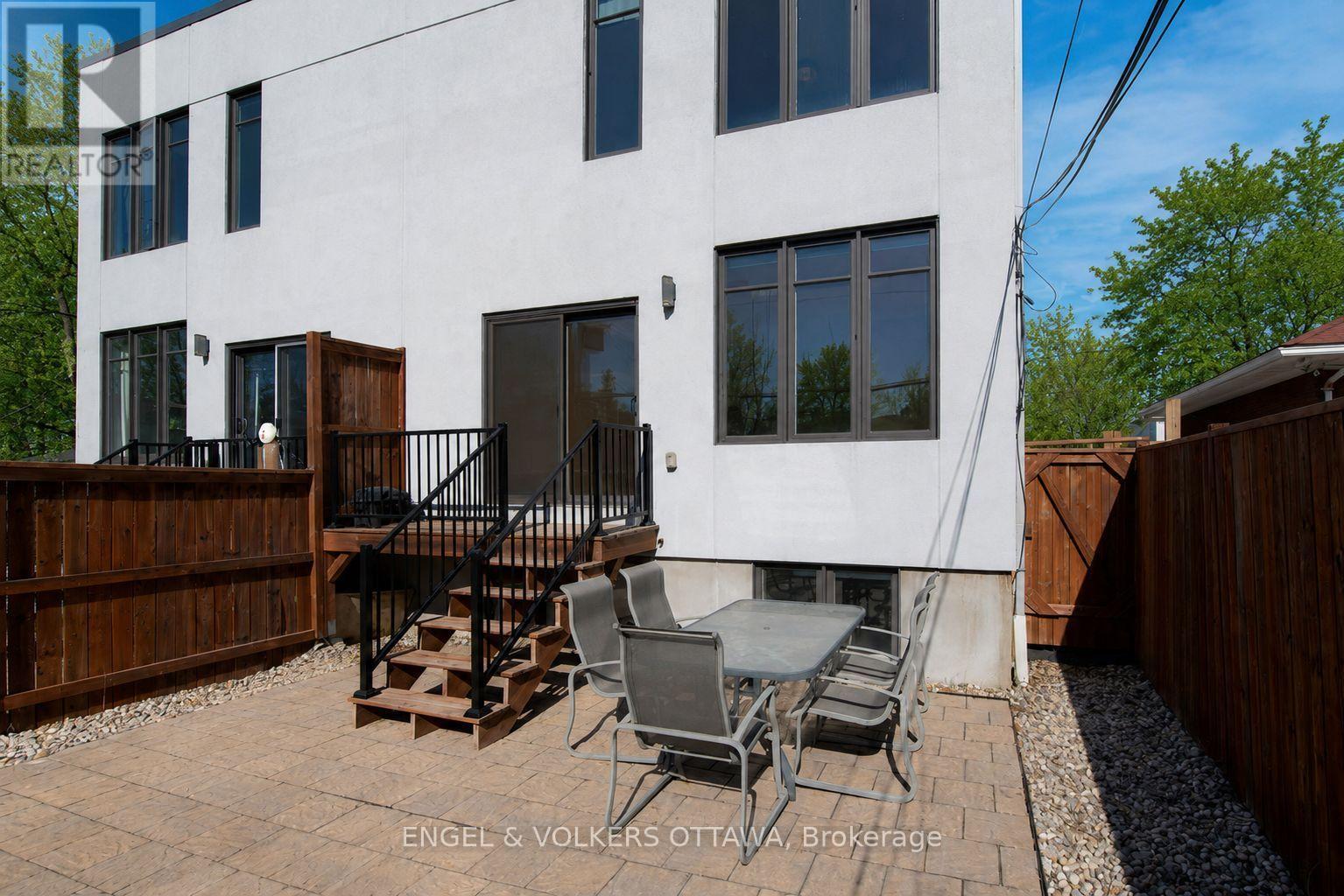 1288a Kilborn Avenue, Ottawa, Ontario  K1H 6L3 - Photo 30 - X13694526
