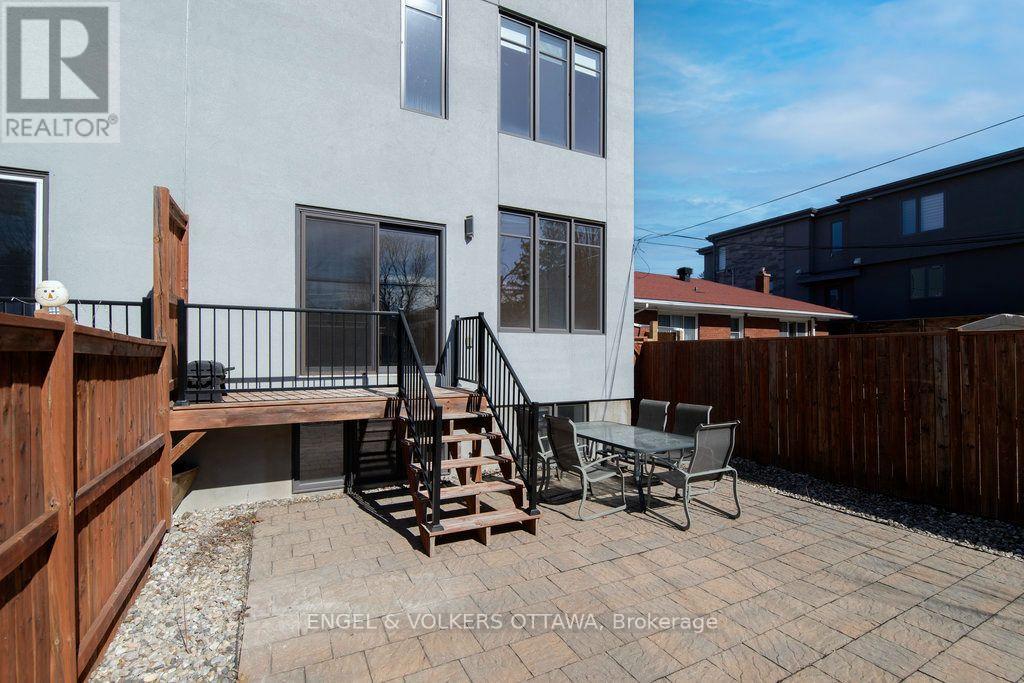 1288a Kilborn Avenue, Ottawa, Ontario  K1H 6L3 - Photo 31 - X13694526