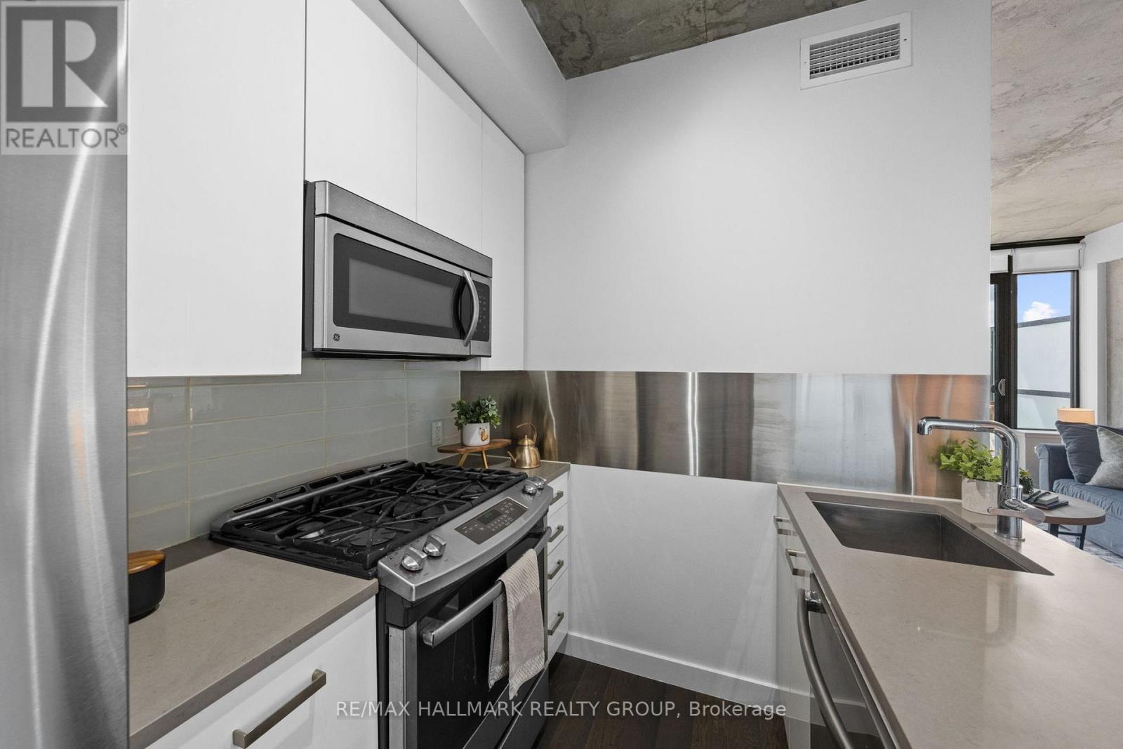 1001 - 224 Lyon Street N Street, Ottawa, Ontario  K1R 0C1 - Photo 13 - X13694540