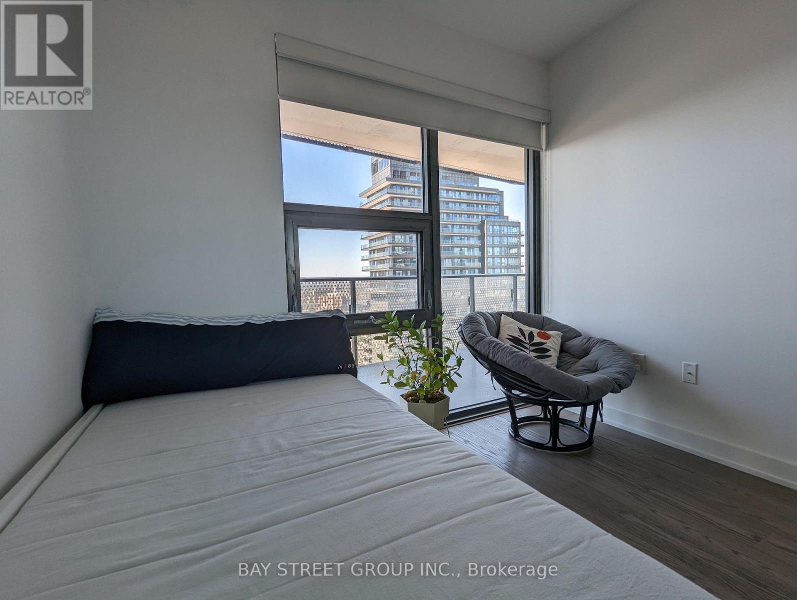 3308 - 11 Wellesley St W Avenue, Toronto, Ontario  M4Y 1E8 - Photo 12 - C13694520