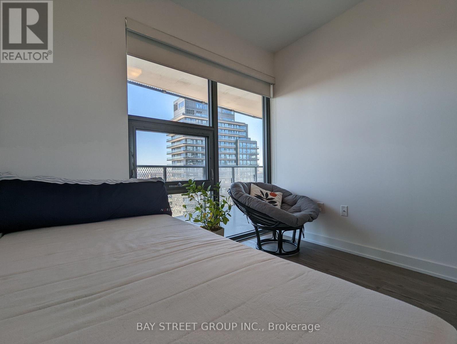 3308 - 11 Wellesley St W Avenue, Toronto, Ontario  M4Y 1E8 - Photo 13 - C13694520