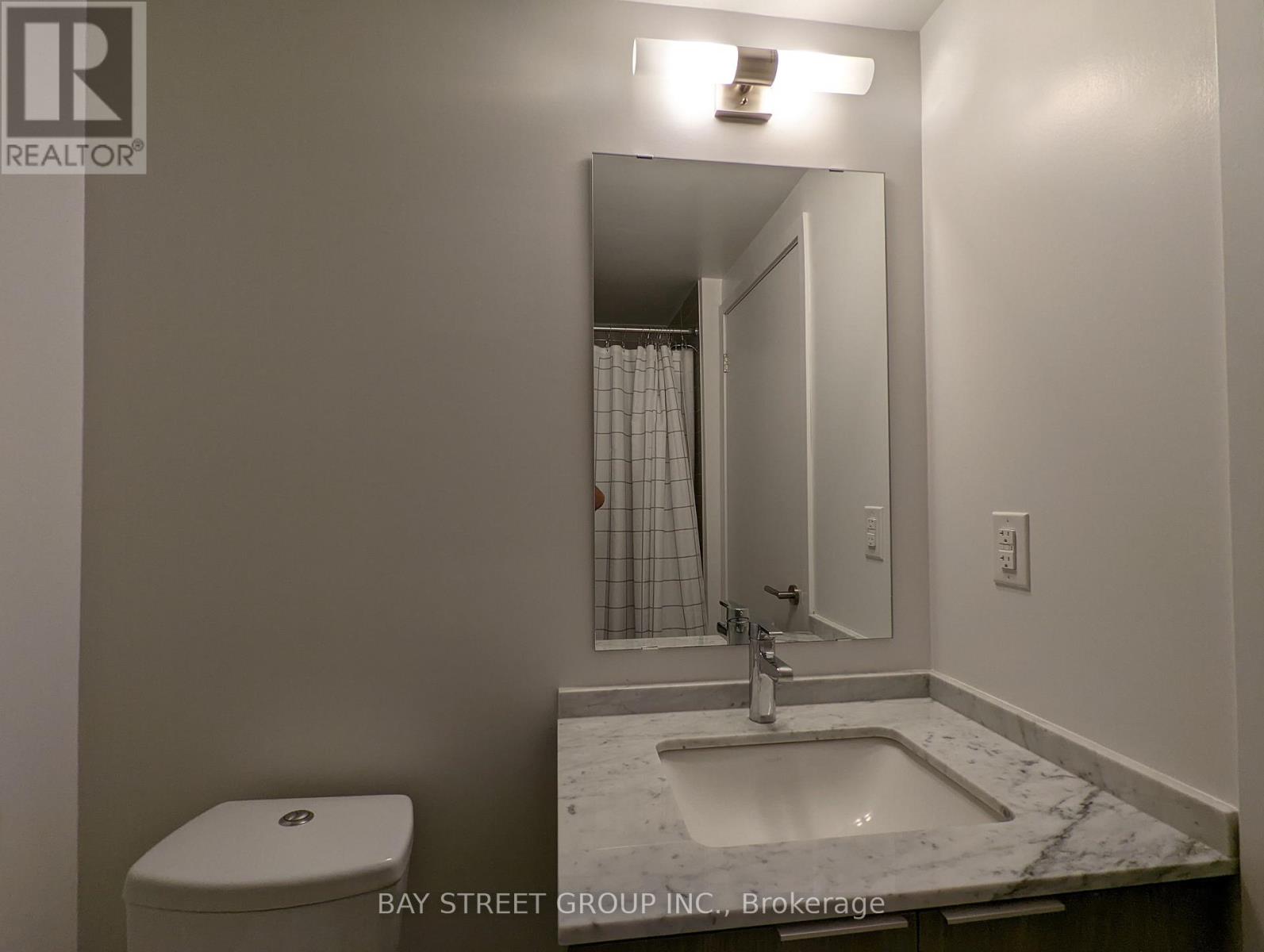 3308 - 11 Wellesley St W Avenue, Toronto, Ontario  M4Y 1E8 - Photo 15 - C13694520