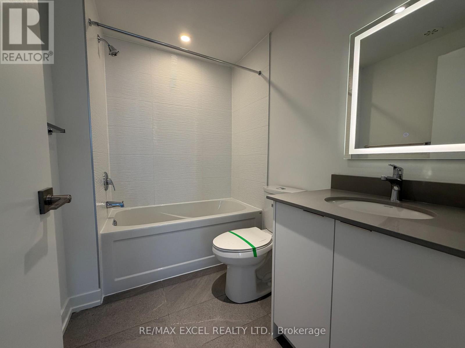 67 - 10 Calamint Lane, Toronto, Ontario  M1W 2H1 - Photo 26 - E13694434
