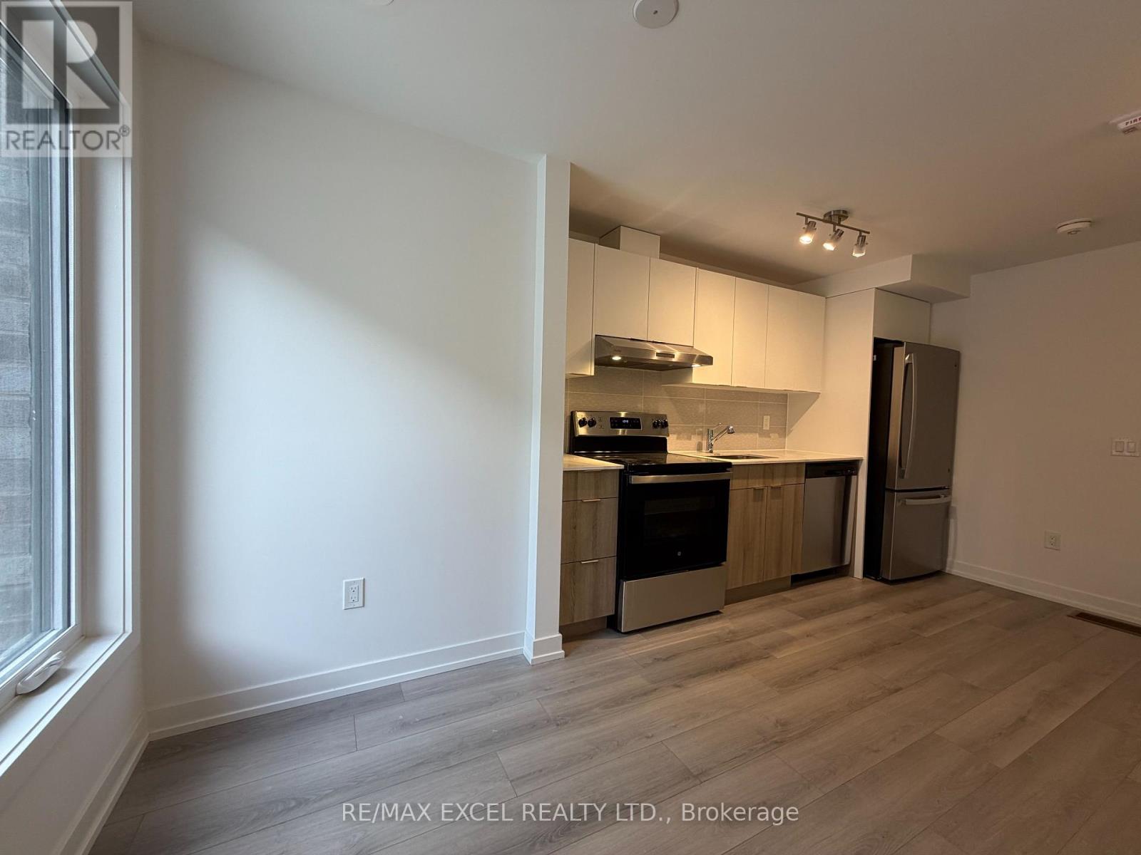 67 - 10 Calamint Lane, Toronto, Ontario  M1W 2H1 - Photo 6 - E13694434