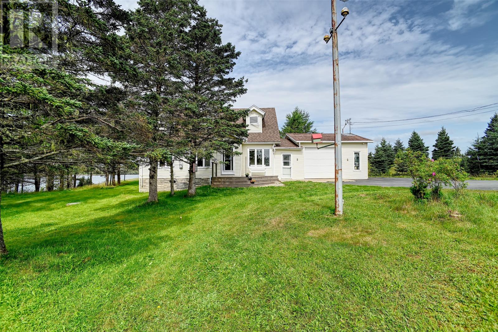 11 Downeys Lane, Colinet, Newfoundland & Labrador