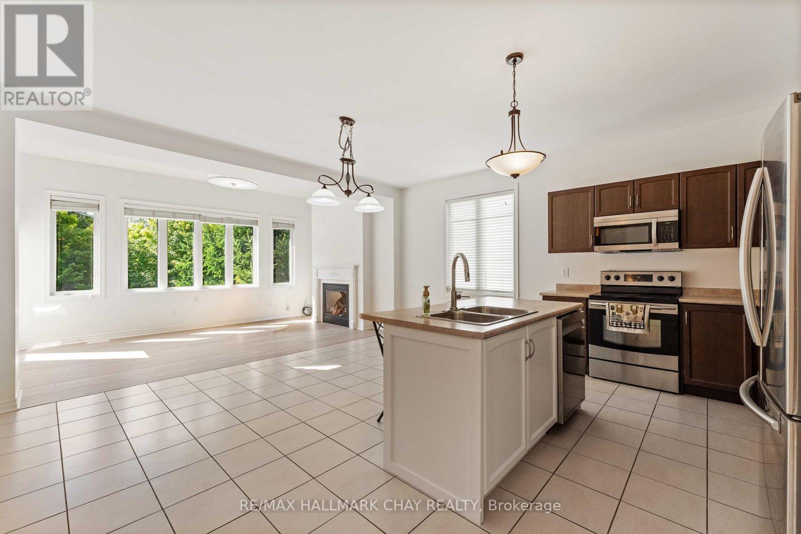 36 Starboard Circle, Wasaga Beach, Ontario  L9Z 0E9 - Photo 10 - S13622048
