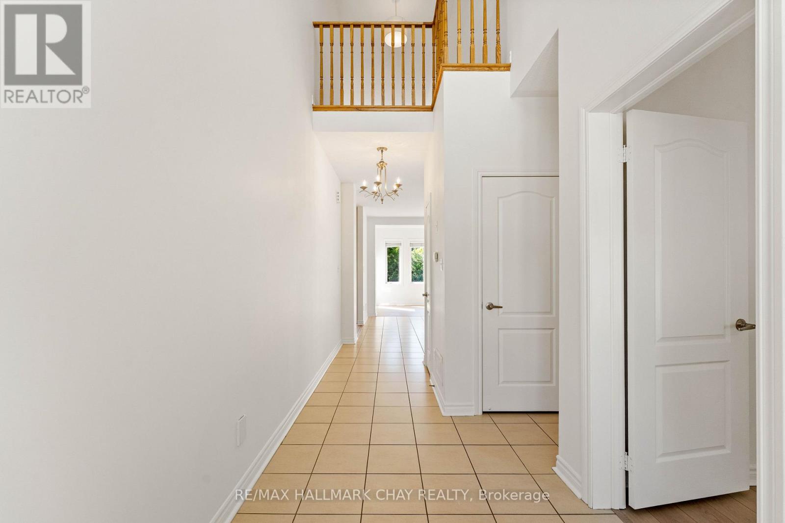 36 Starboard Circle, Wasaga Beach, Ontario  L9Z 0E9 - Photo 6 - S13622048