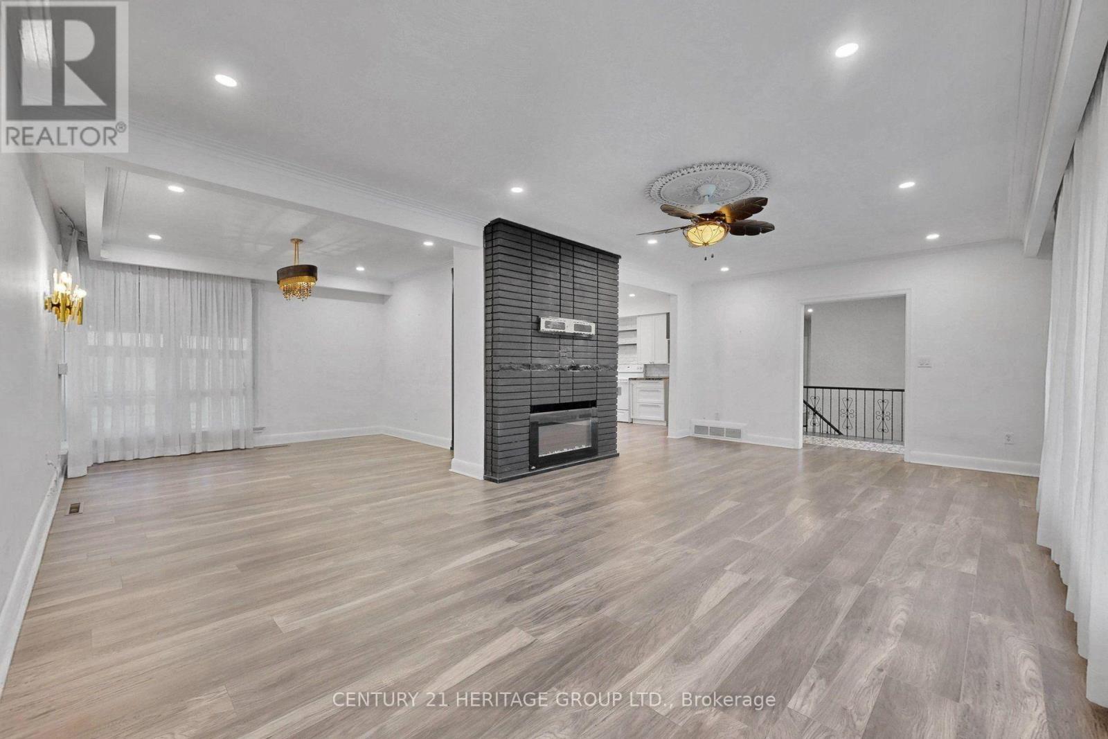 19 Oakbank Road, Vaughan, Ontario  L4J 2B8 - Photo 11 - N13694452