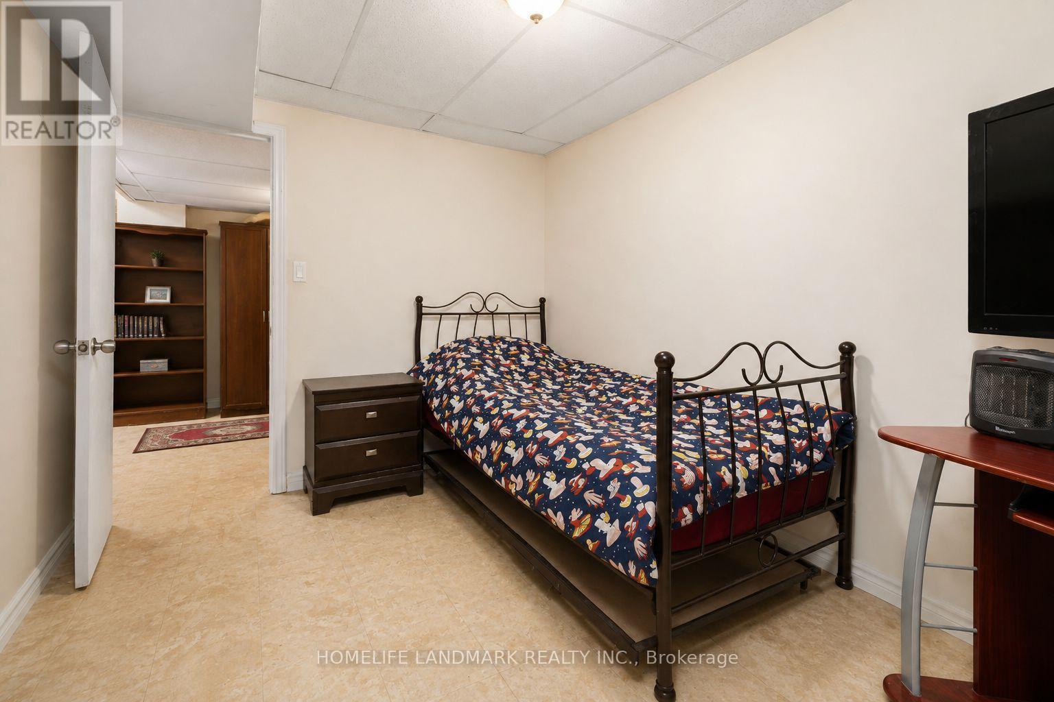 34 Gentry Crescent, Richmond Hill, Ontario  L4C 2G9 - Photo 25 - N13694486
