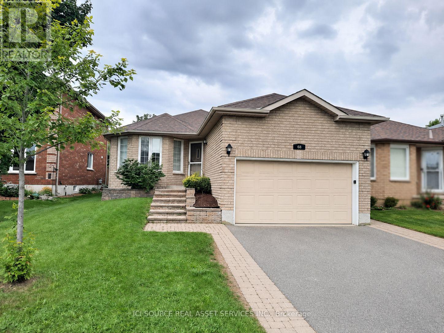 Unit B - 68 Red Oak Drive, Barrie, Ontario  L4N 9M5 - Photo 1 - S13694556