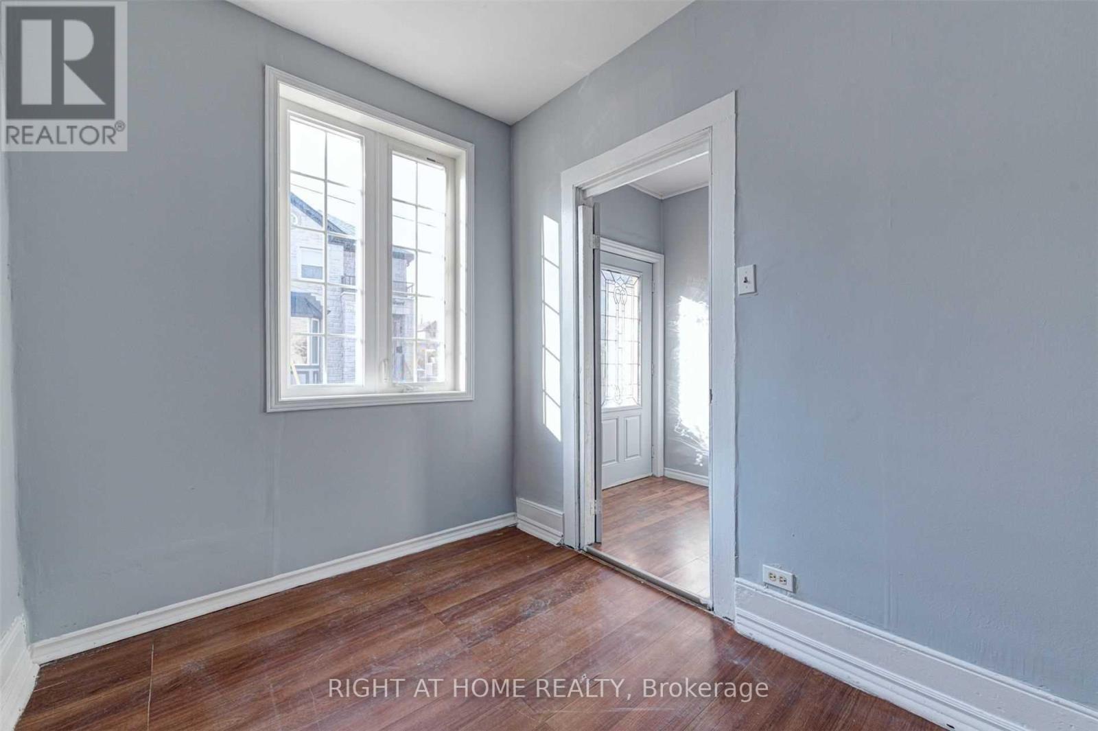 Main Fl - 5 William Street, Brampton, Ontario  L6V 1L3 - Photo 3 - W13694440