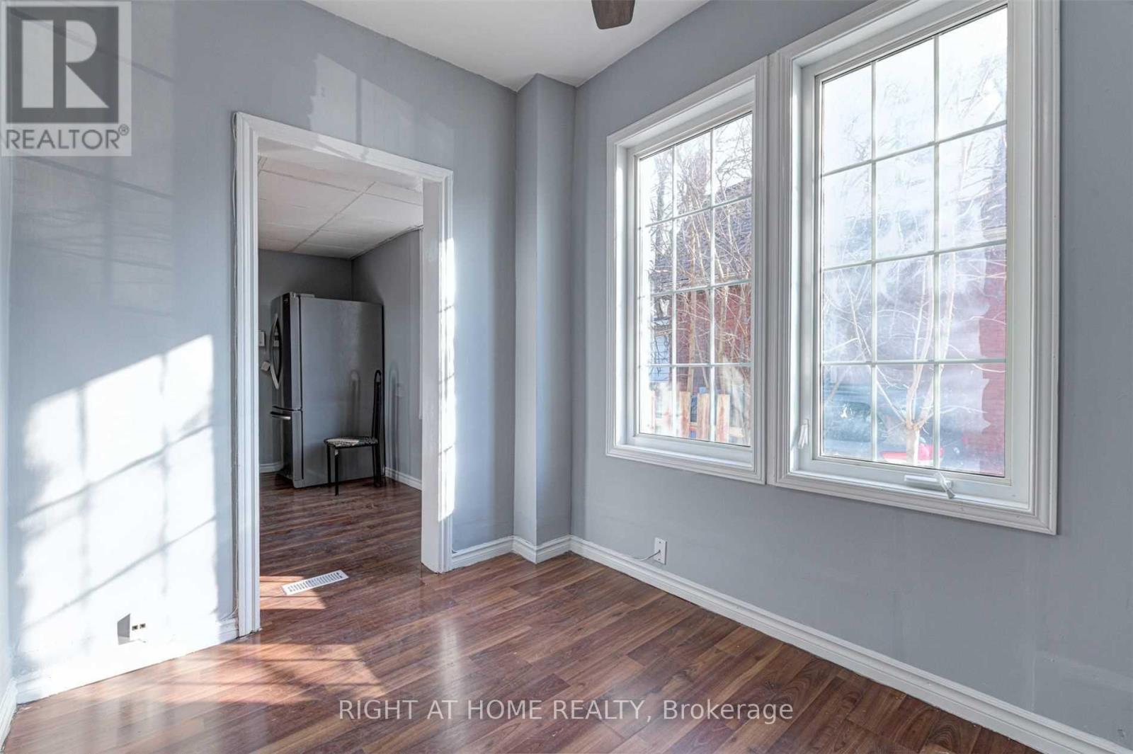 Main Fl - 5 William Street, Brampton, Ontario  L6V 1L3 - Photo 6 - W13694440