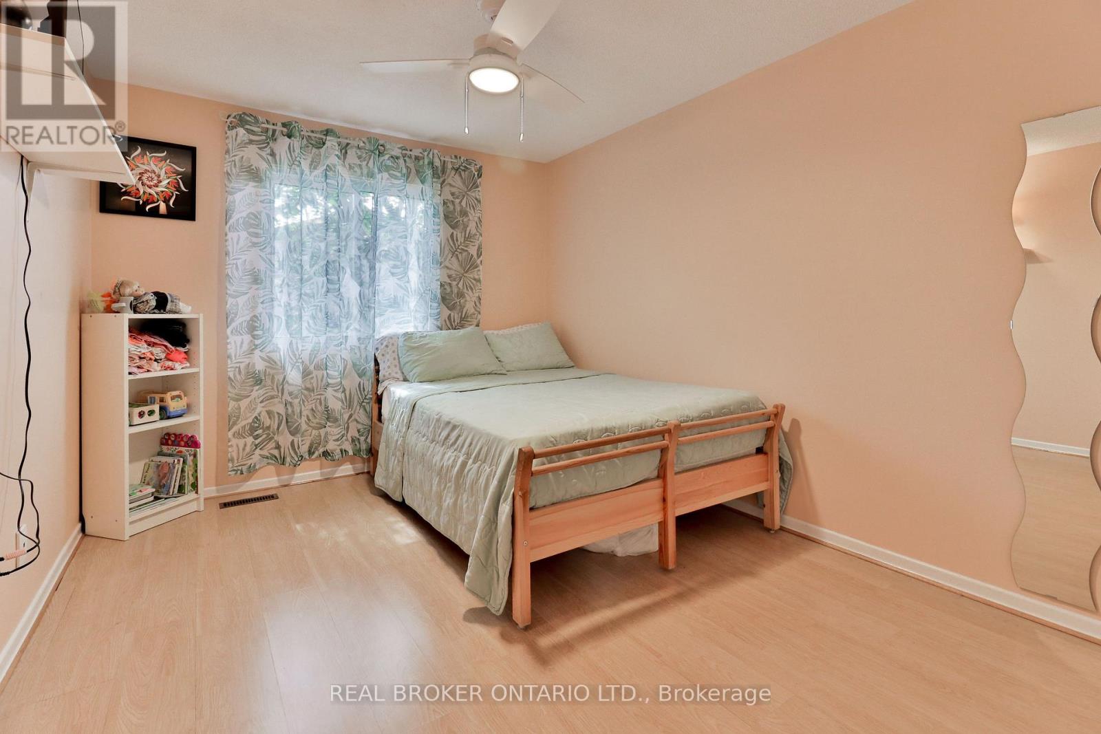 16 - 1764 Rathburn Road E, Mississauga, Ontario  L4W 2N8 - Photo 12 - W13694506