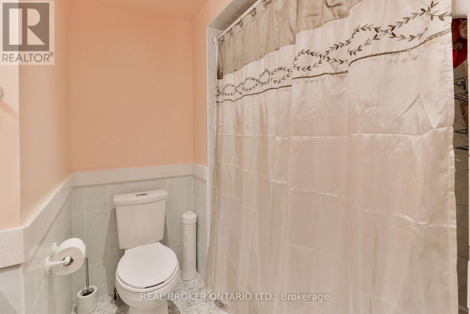 16 - 1764 Rathburn Road E, Mississauga, Ontario  L4W 2N8 - Photo 16 - W13694506