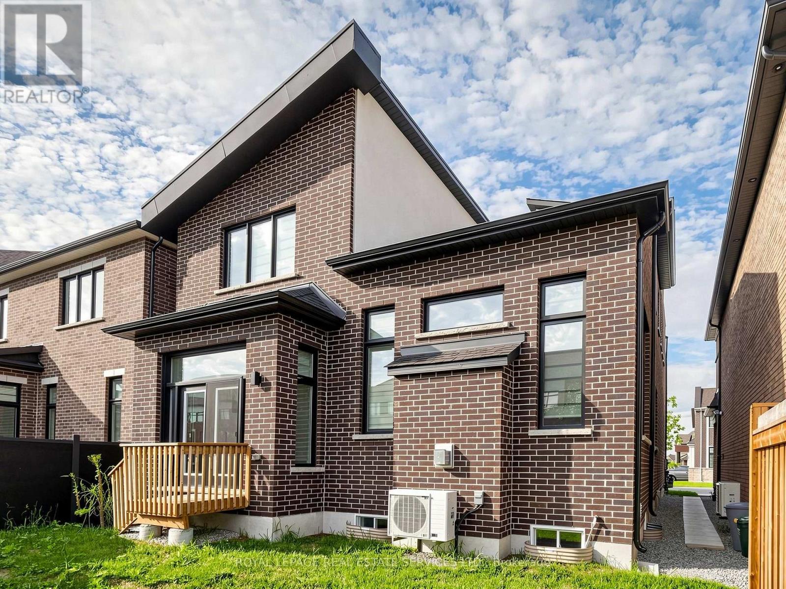 1340 Aymond Crescent, Oakville, Ontario  L6H 7W8 - Photo 44 - W13694536