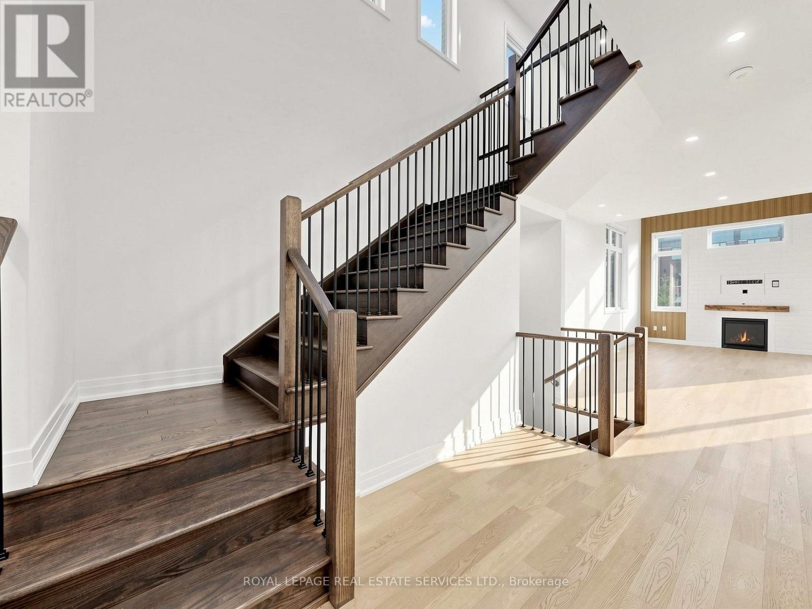 1340 Aymond Crescent, Oakville, Ontario  L6H 7W8 - Photo 7 - W13694536