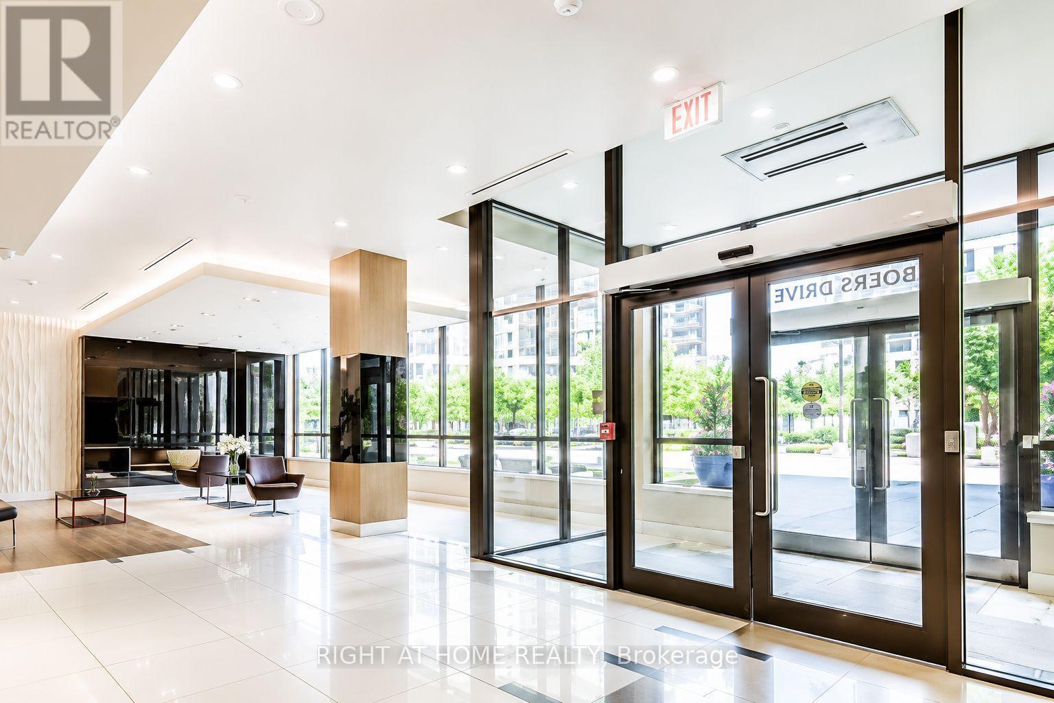 608 - 1 De Boers Drive, Toronto, Ontario  M3J 0G6 - Photo 3 - W13694550