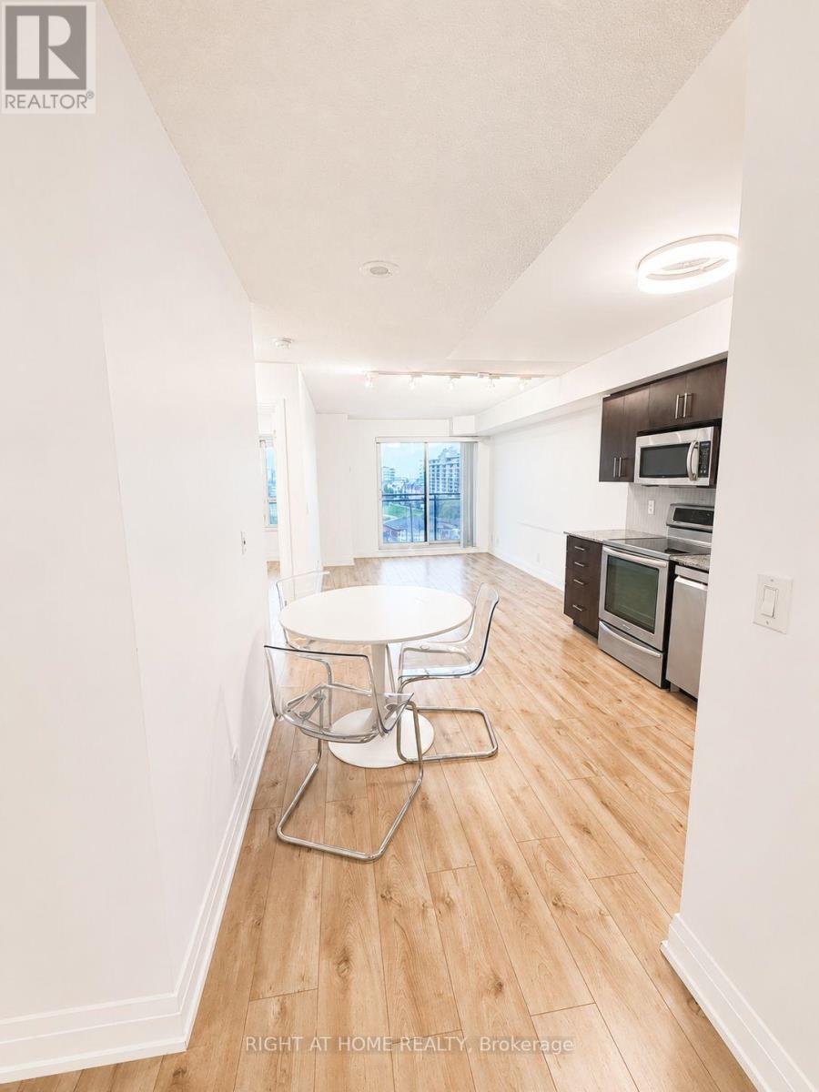 608 - 1 De Boers Drive, Toronto, Ontario  M3J 0G6 - Photo 5 - W13694550