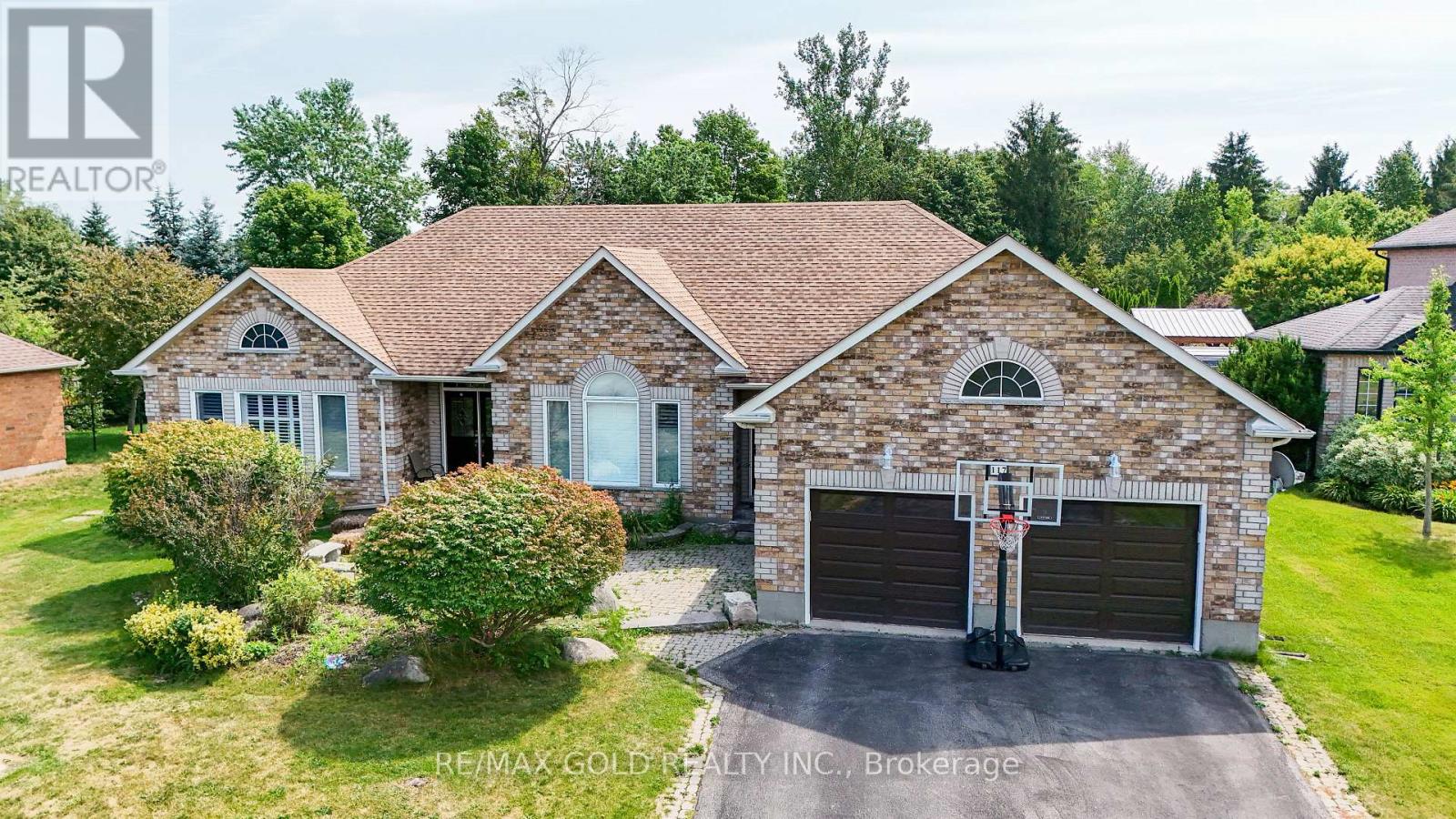 117 Delarmbro Drive, Erin, Ontario  N0B 1T0 - Photo 1 - X13694458