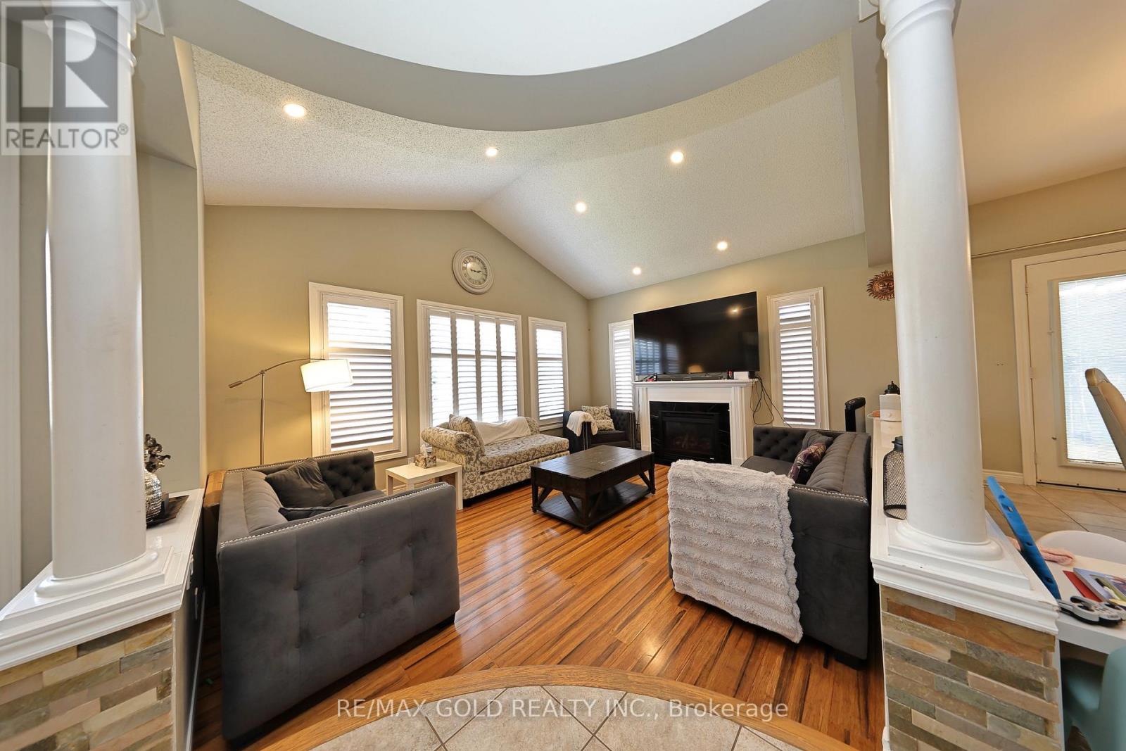 117 Delarmbro Drive, Erin, Ontario  N0B 1T0 - Photo 13 - X13694458