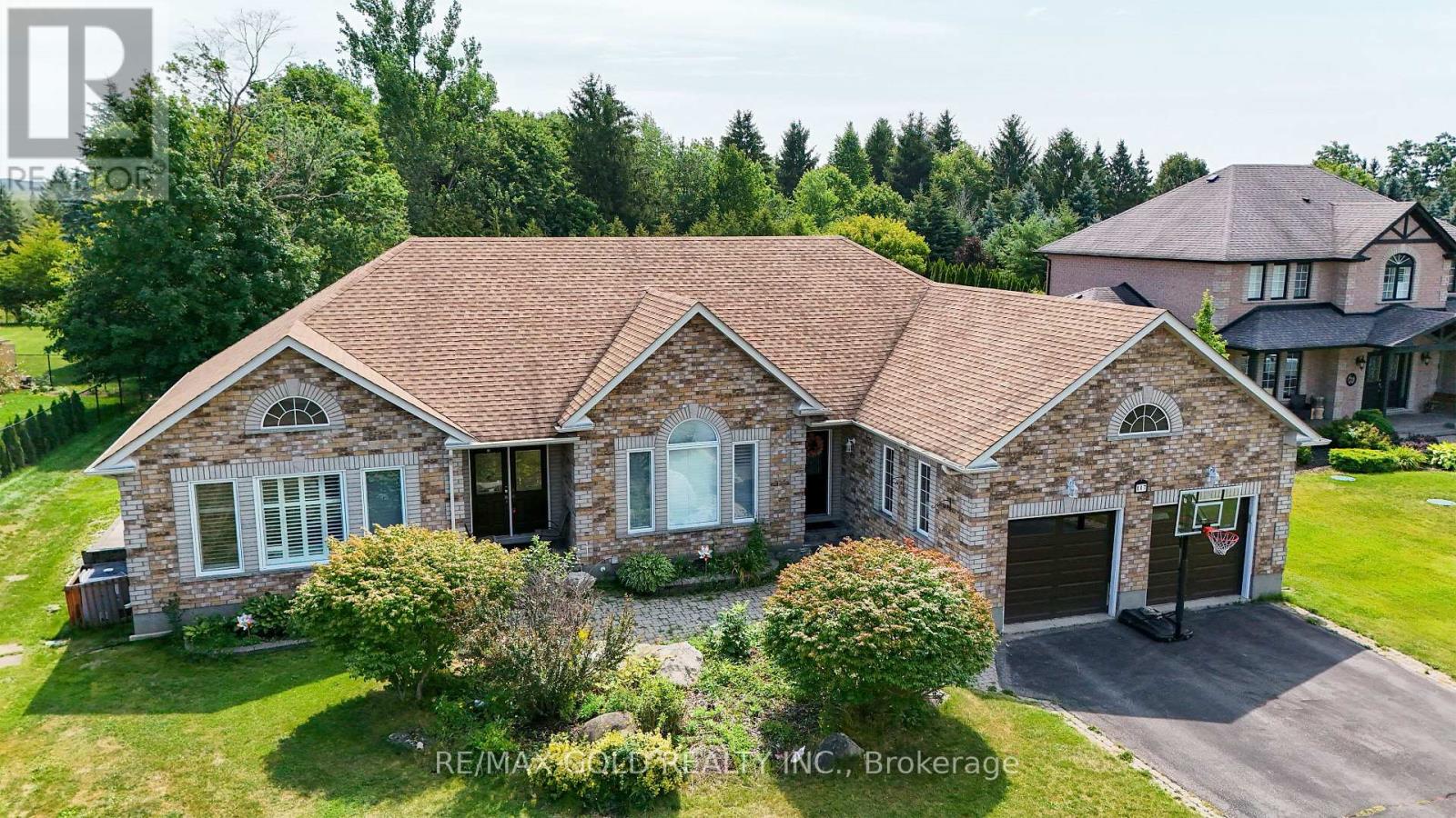 117 Delarmbro Drive, Erin, Ontario  N0B 1T0 - Photo 2 - X13694458