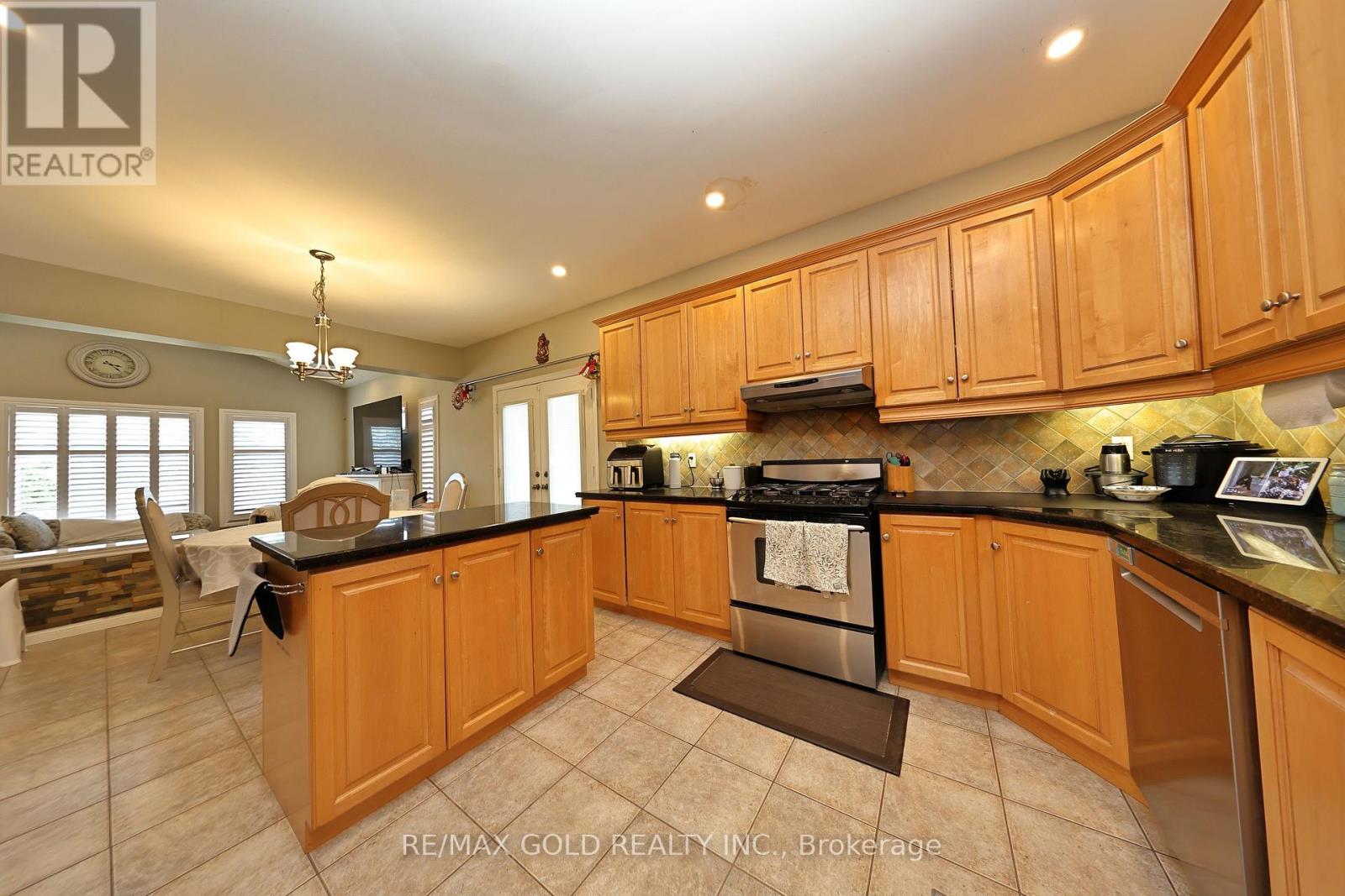 117 Delarmbro Drive, Erin, Ontario  N0B 1T0 - Photo 5 - X13694458