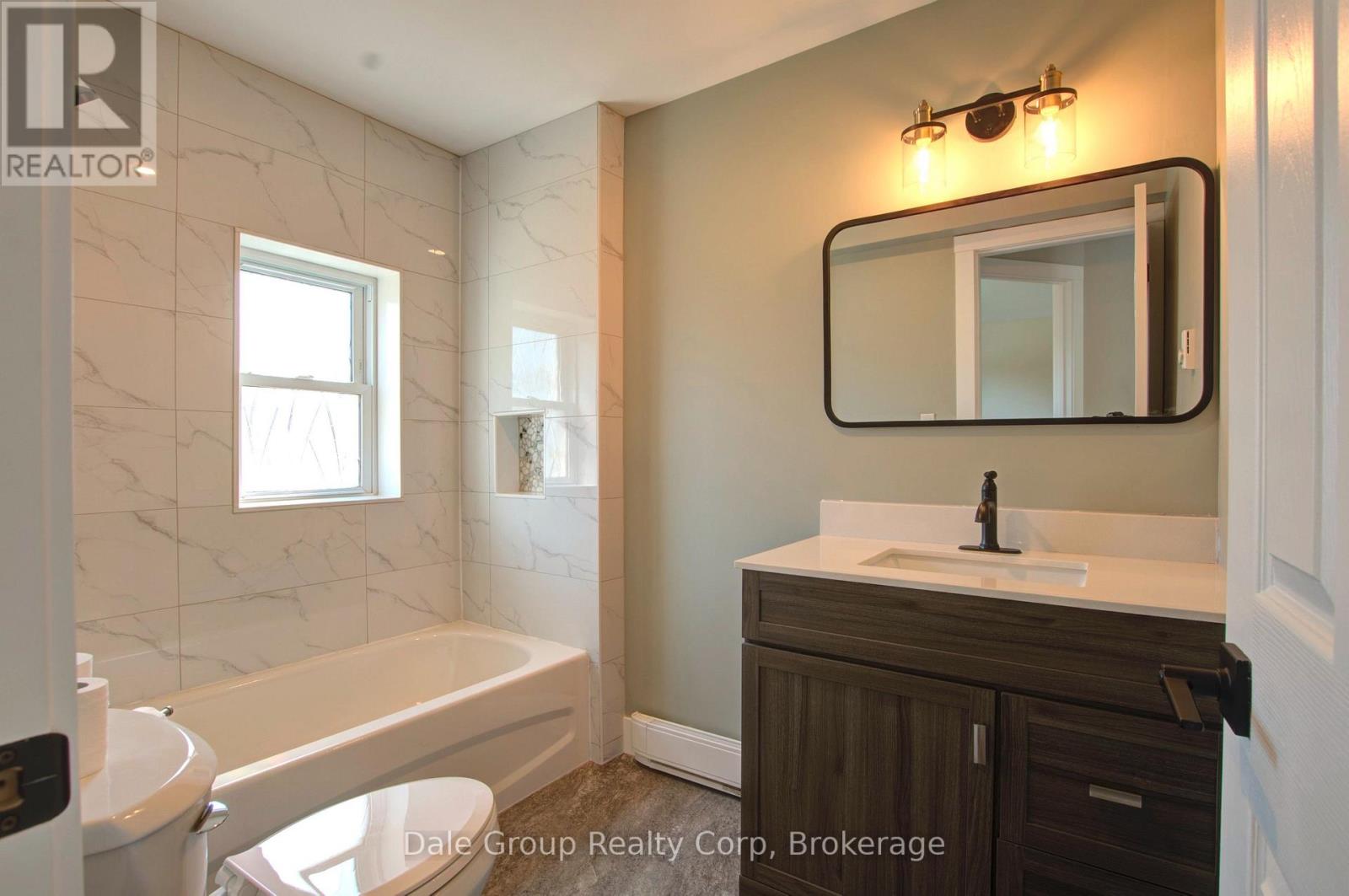 293 Albert Street, Central Huron, Ontario  N0M 1L0 - Photo 7 - X13637970