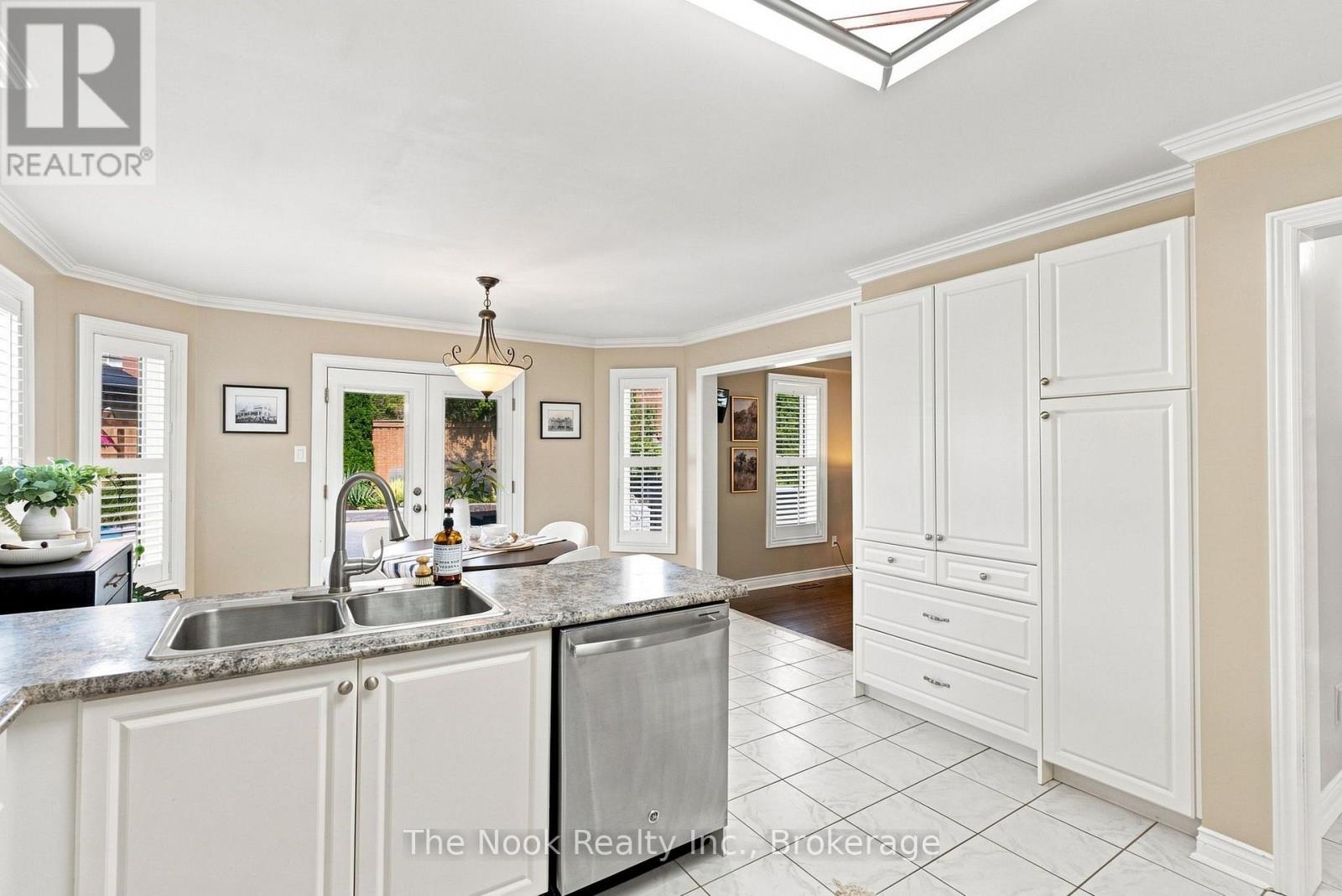 57 Finnegan Place, Whitby, Ontario L1R 2K9 - Photo 17 - E13694586