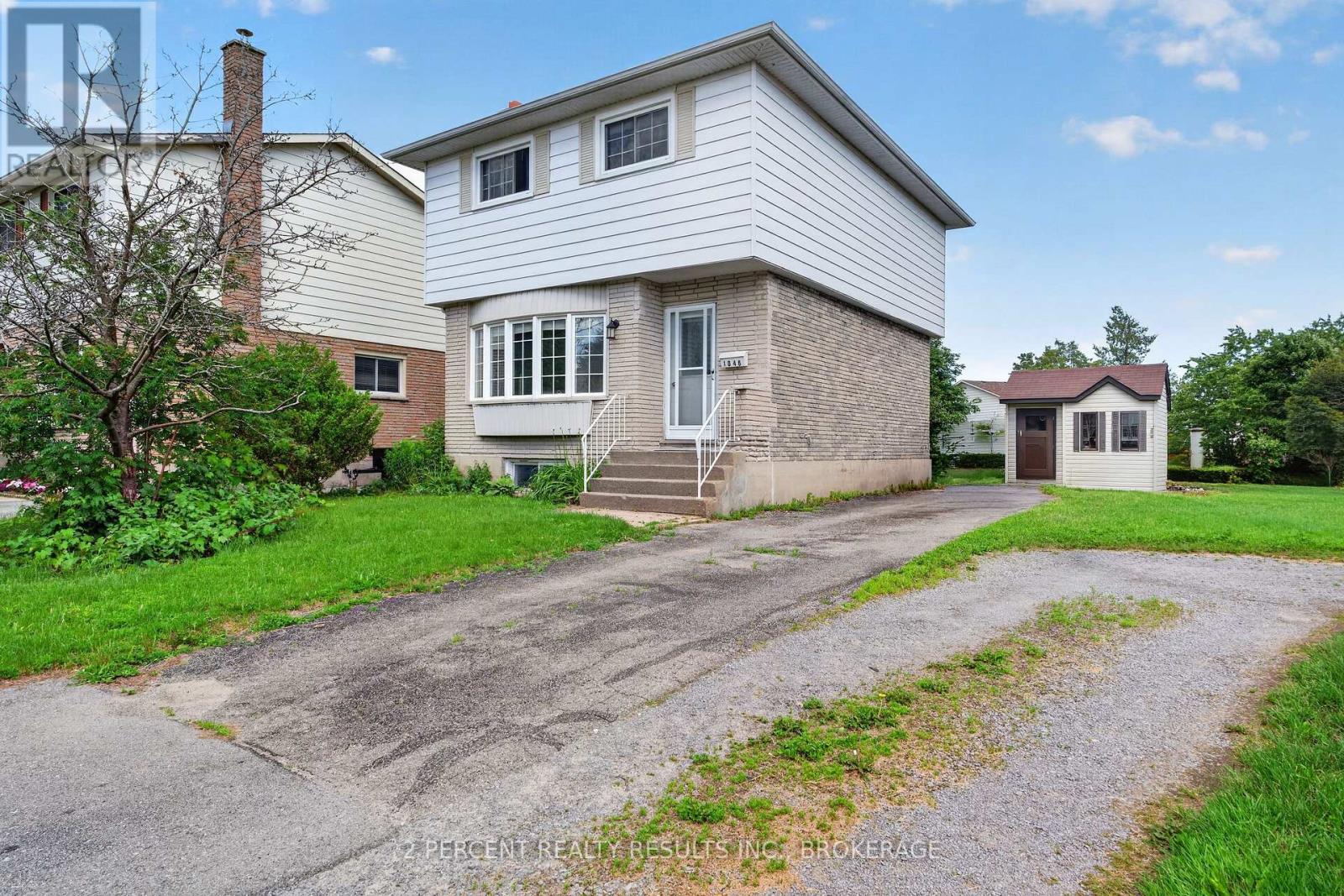 1046 PINEWOOD PLACE, Kingston, Ontario