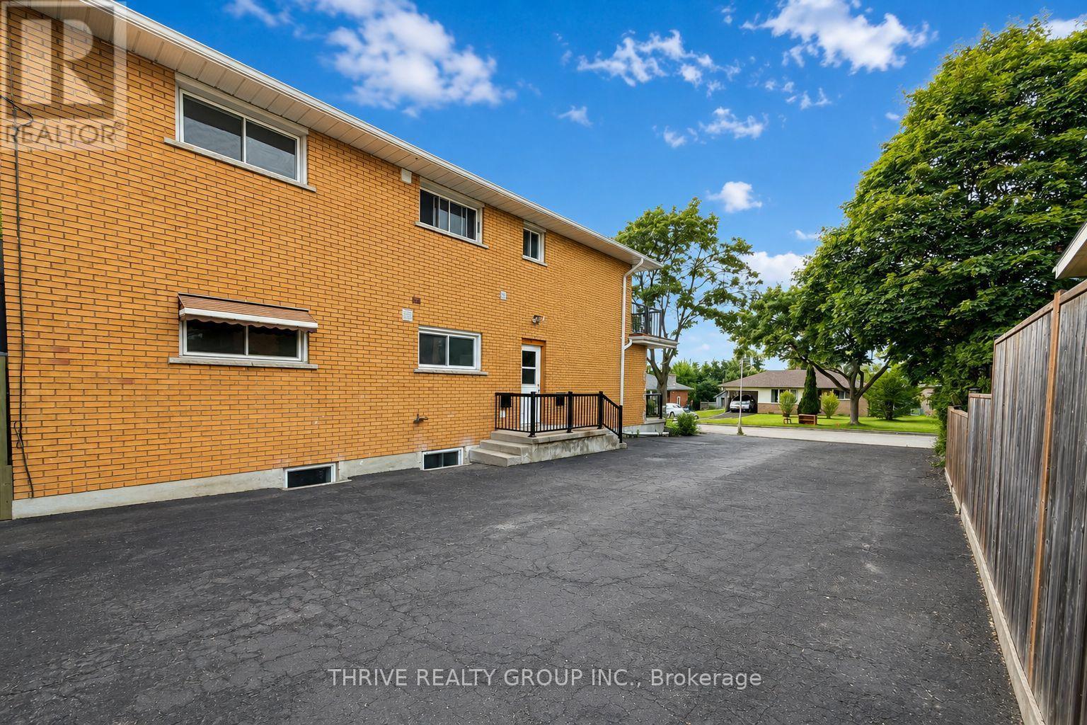 Upper - 1023 Eagle Drive, London South, Ontario  N5Z 3H4 - Photo 3 - X13694636