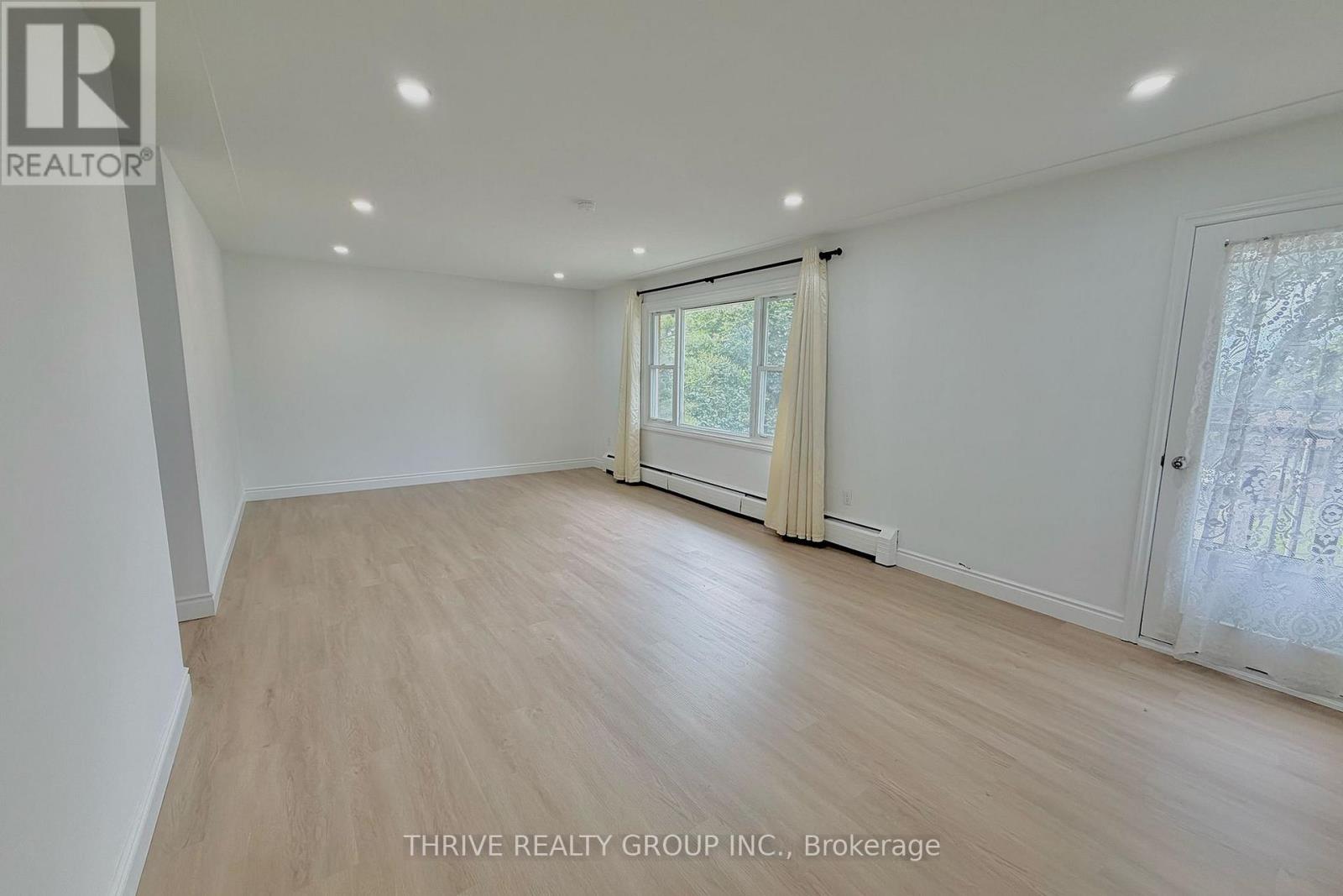 Upper - 1023 Eagle Drive, London South, Ontario  N5Z 3H4 - Photo 5 - X13694636