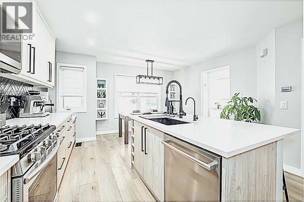 28 Copperfield Heath Se, Calgary, Alberta  T2Z 4V2 - Photo 11 - A2338774