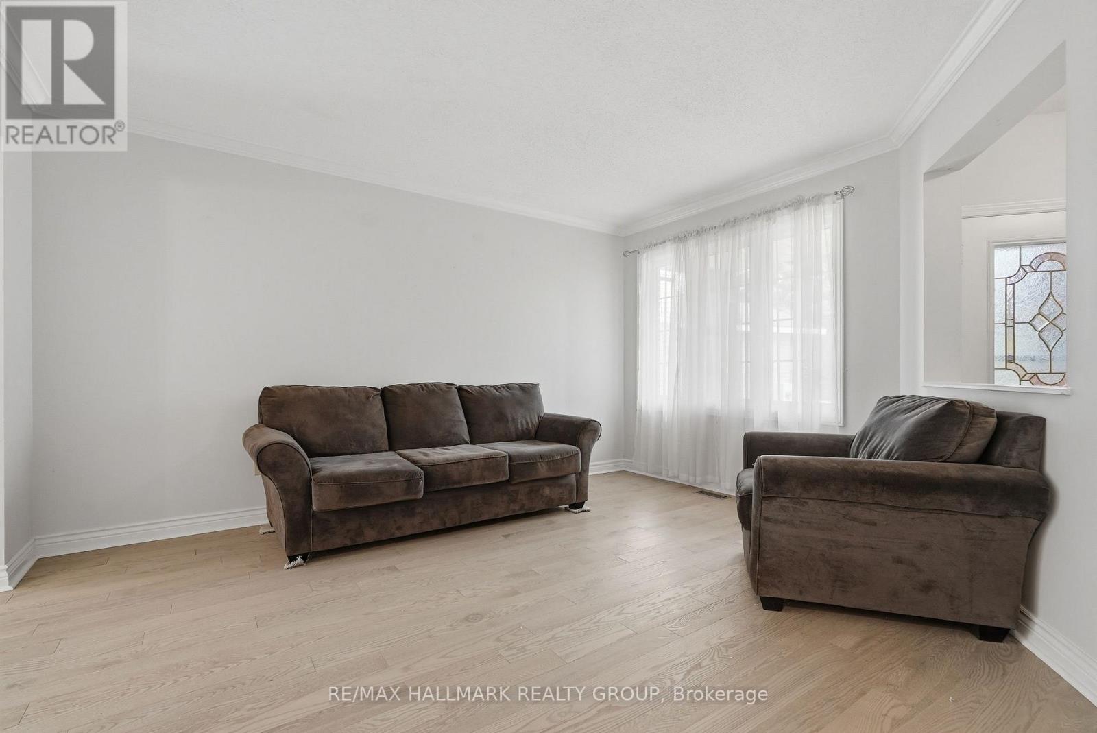 30 Rowe Drive, Ottawa, Ontario  K2L 3Y3 - Photo 5 - X13694584