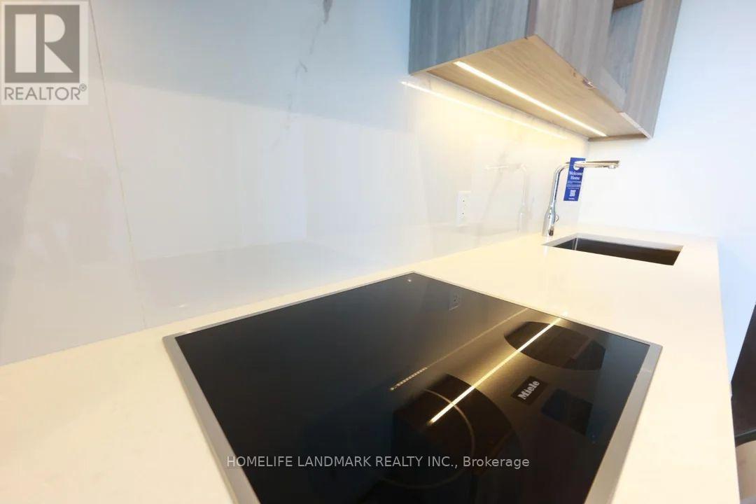 1111 - 27 Mcmahon Drive, Toronto, Ontario  M2K 0J2 - Photo 2 - C13694558