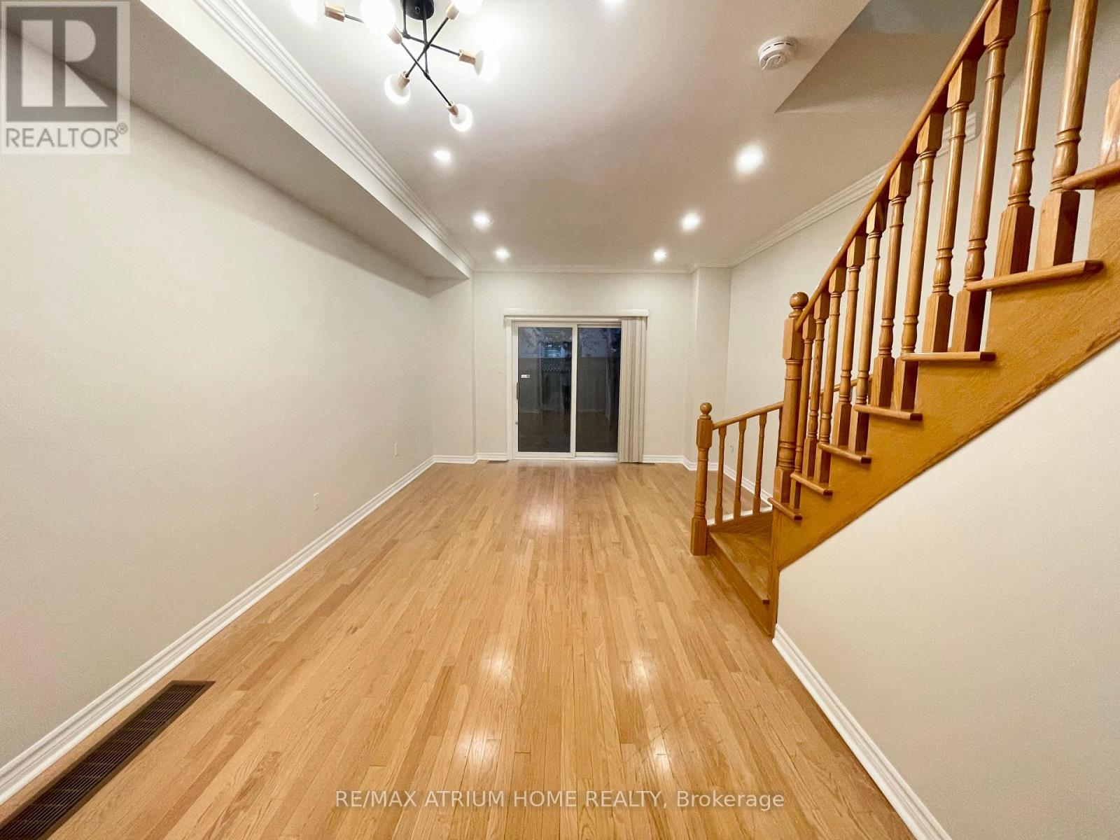 10 William Poole Way, Toronto, Ontario  M2N 7A7 - Photo 7 - C13694590