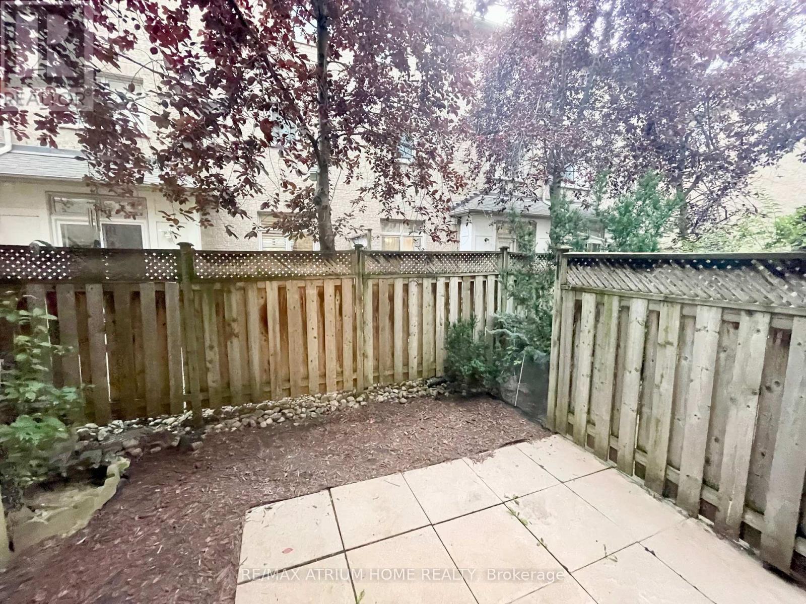 10 William Poole Way, Toronto, Ontario  M2N 7A7 - Photo 9 - C13694590