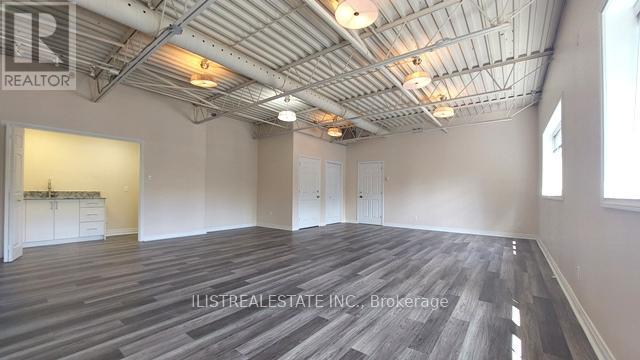 Upper - 458 Service Road, Whitchurch-Stouffville, Ontario L4A 2S9 - Photo 4 - N13694562