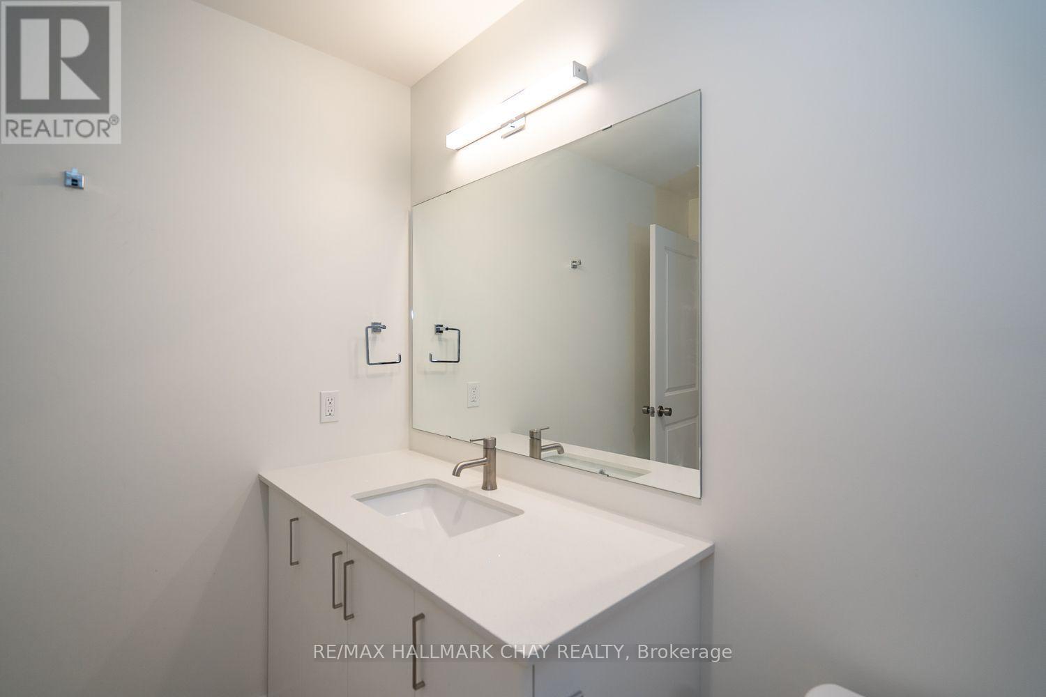 203 - 121 Mary Street, Clearview, Ontario  L0M 1G0 - Photo 18 - S13694574