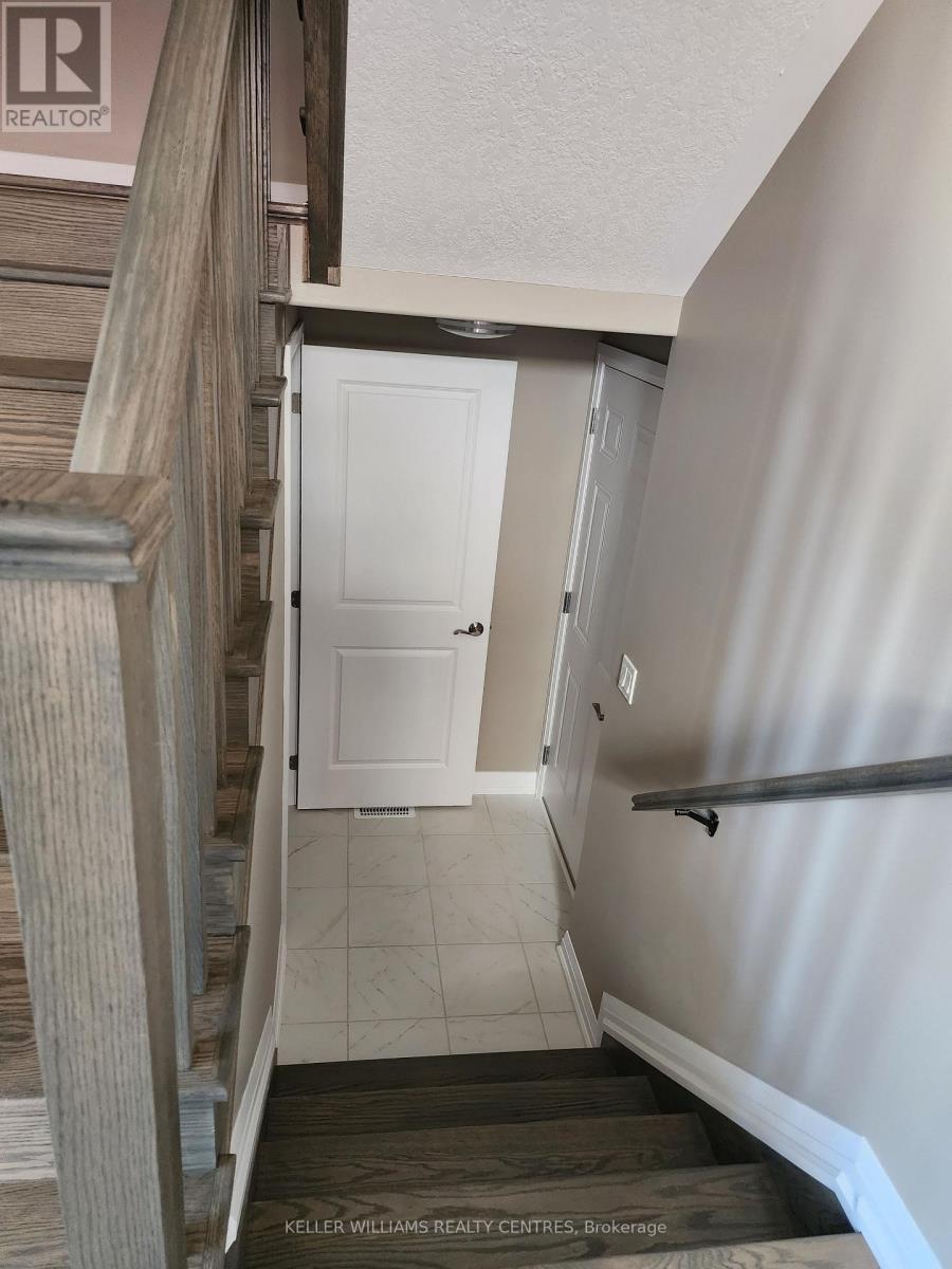 59 Copperhill Heights, Barrie, Ontario  L9J 0K6 - Photo 10 - S13694576