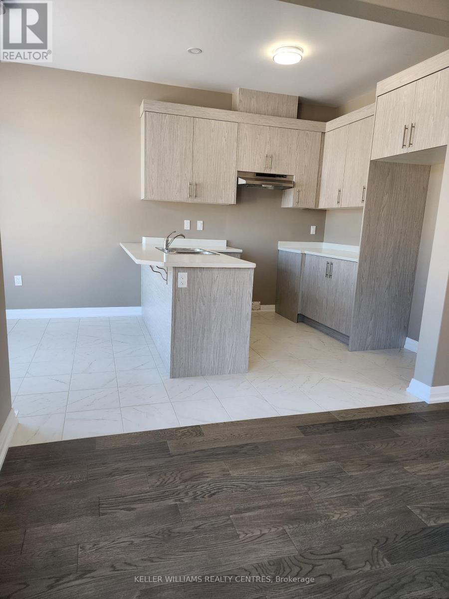 59 Copperhill Heights, Barrie, Ontario  L9J 0K6 - Photo 4 - S13694576